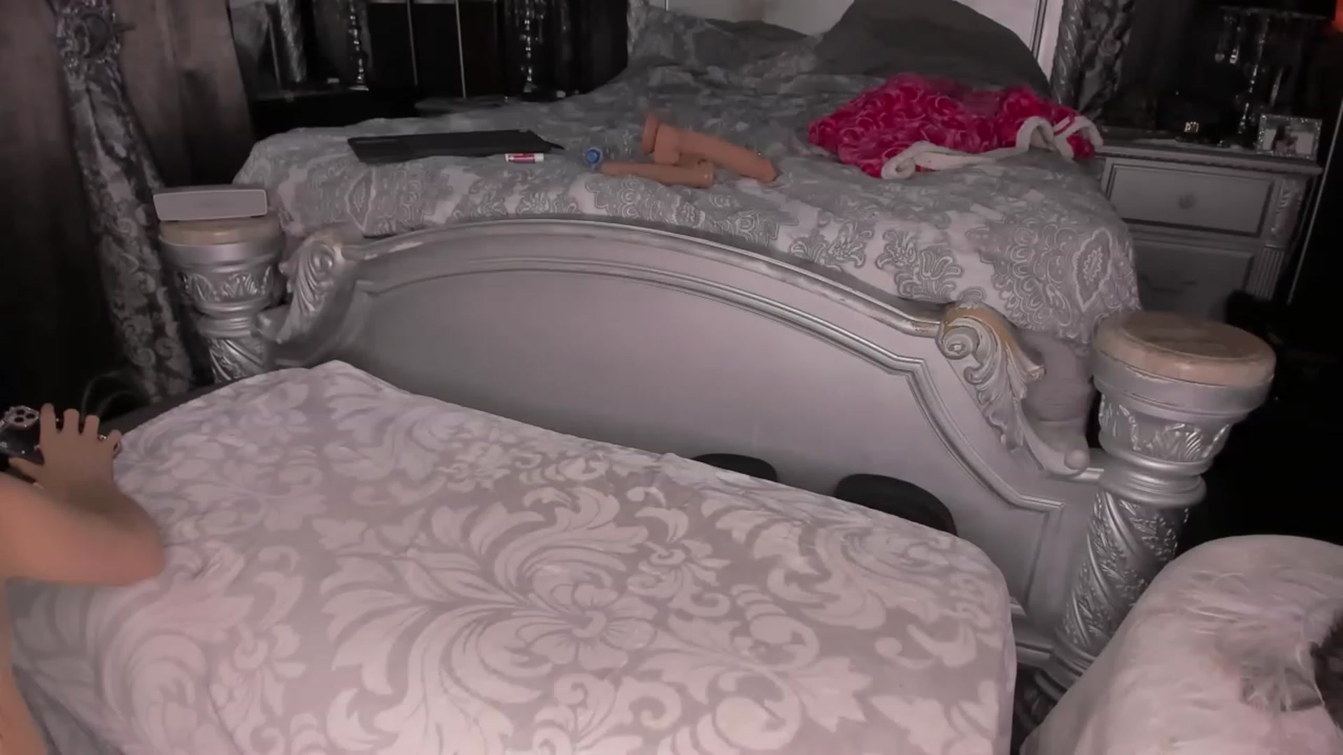 Gallery image thumbnail from Goddesslilah's myfreecams stream on, 12/22/2022, 15:13 image 11 of 20