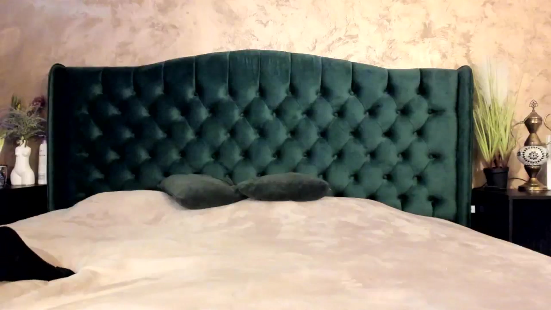 Gallery image thumbnail from Goddesss's myfreecams stream on, 03/04/2024, 10:09 image 19 of 20