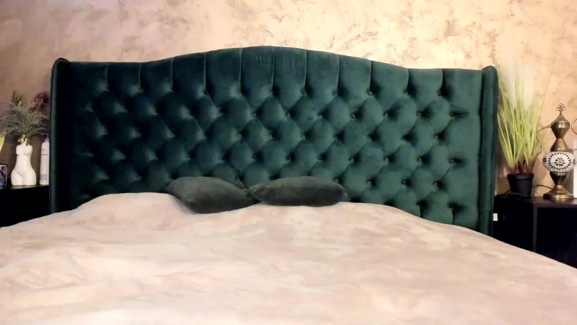 Gallery image thumbnail from Goddesss's myfreecams stream on, 03/04/2024, 10:09 image 11 of 20