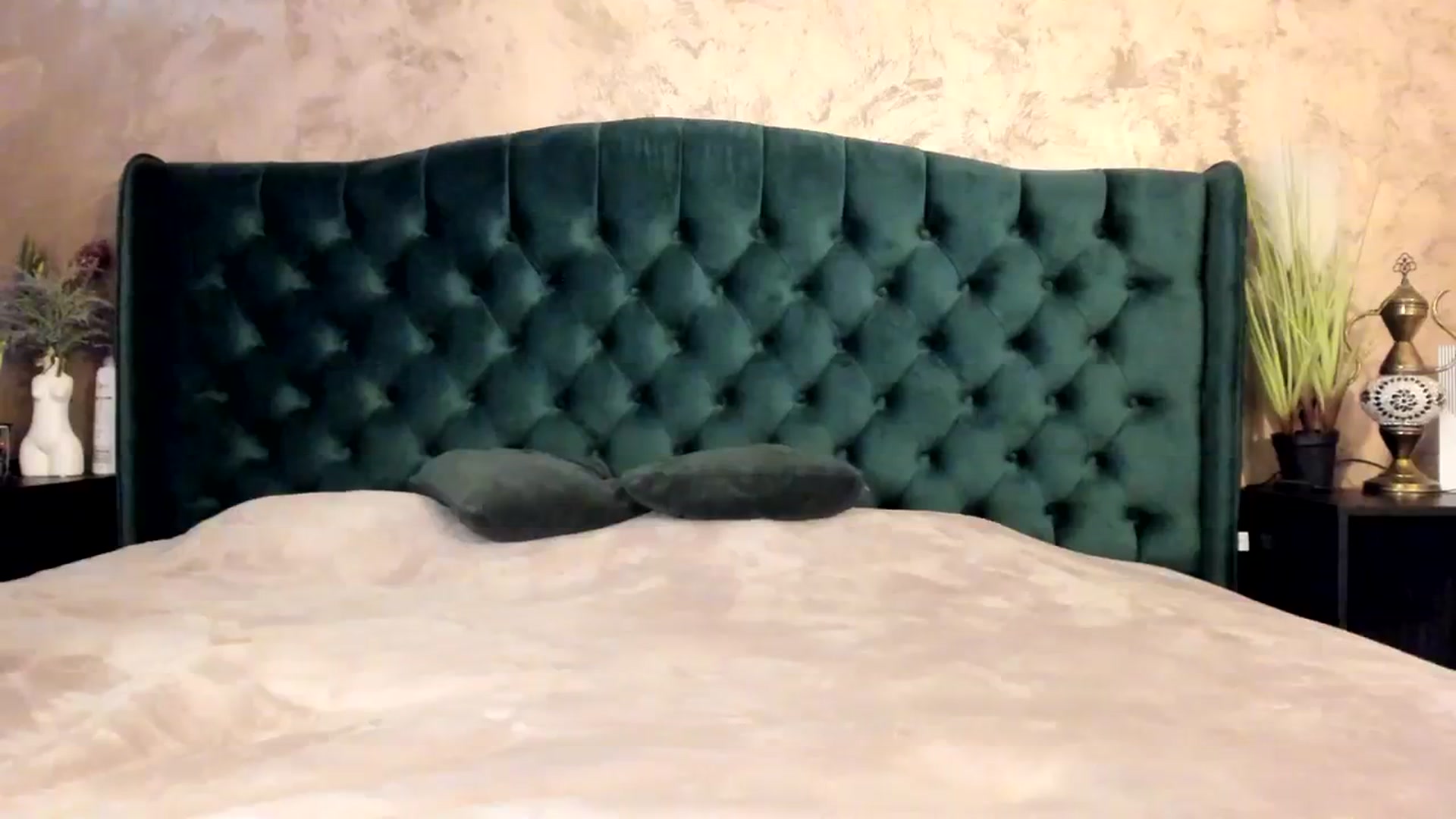 Gallery image thumbnail from Goddesss's myfreecams stream on, 03/04/2024, 10:09 image 15 of 20