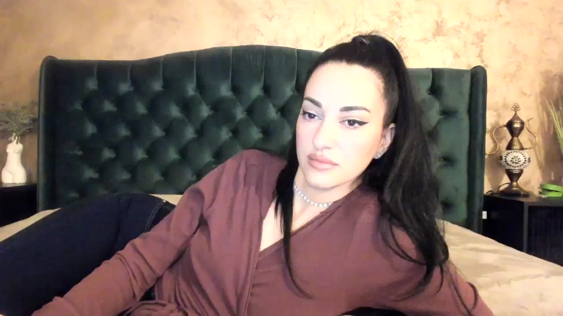 Gallery image thumbnail from Goddesss's myfreecams stream on, 03/13/2024, 10:20 image 8 of 20