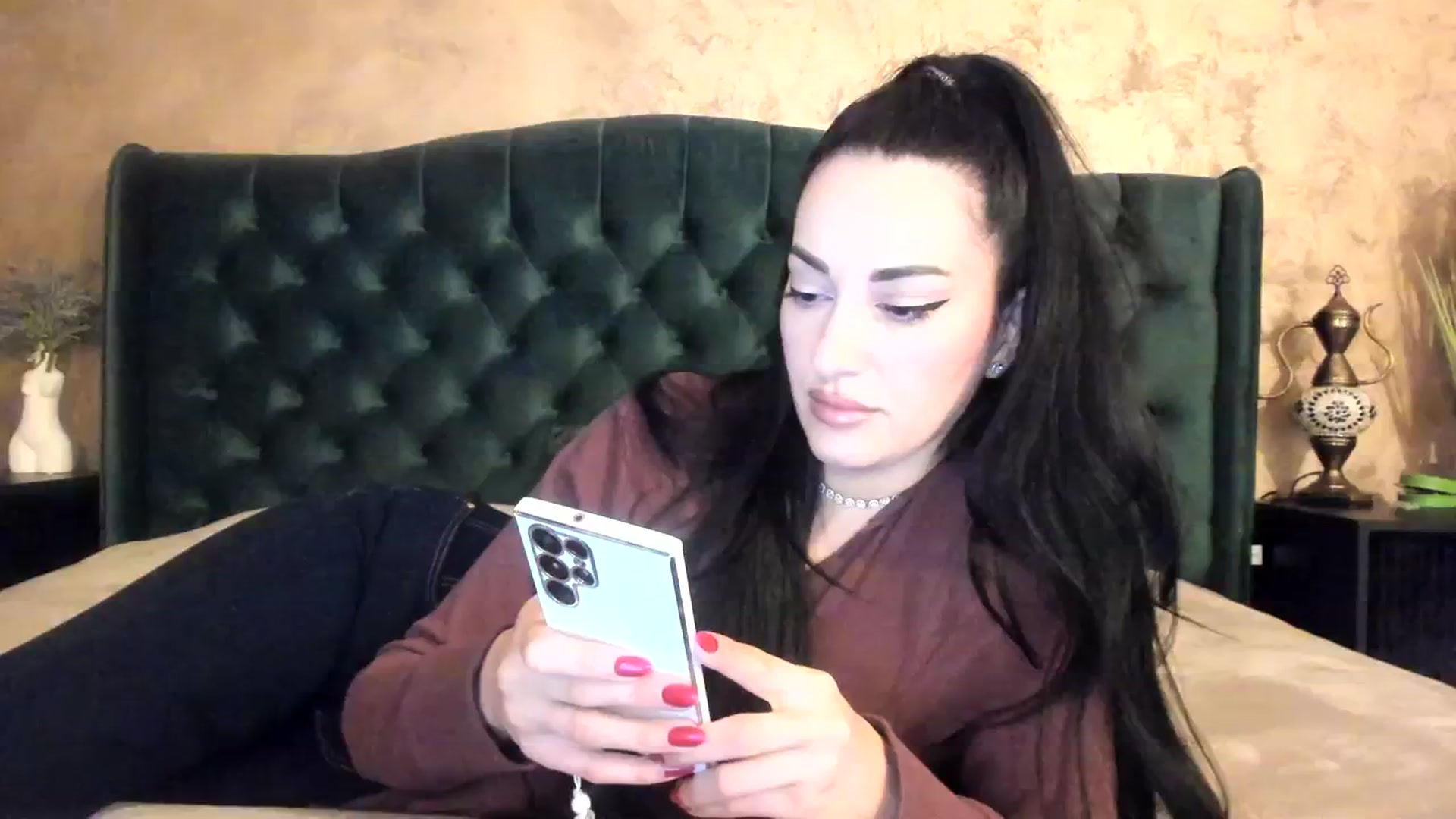 Gallery image thumbnail from Goddesss's myfreecams stream on, 03/13/2024, 10:20 image 1 of 20