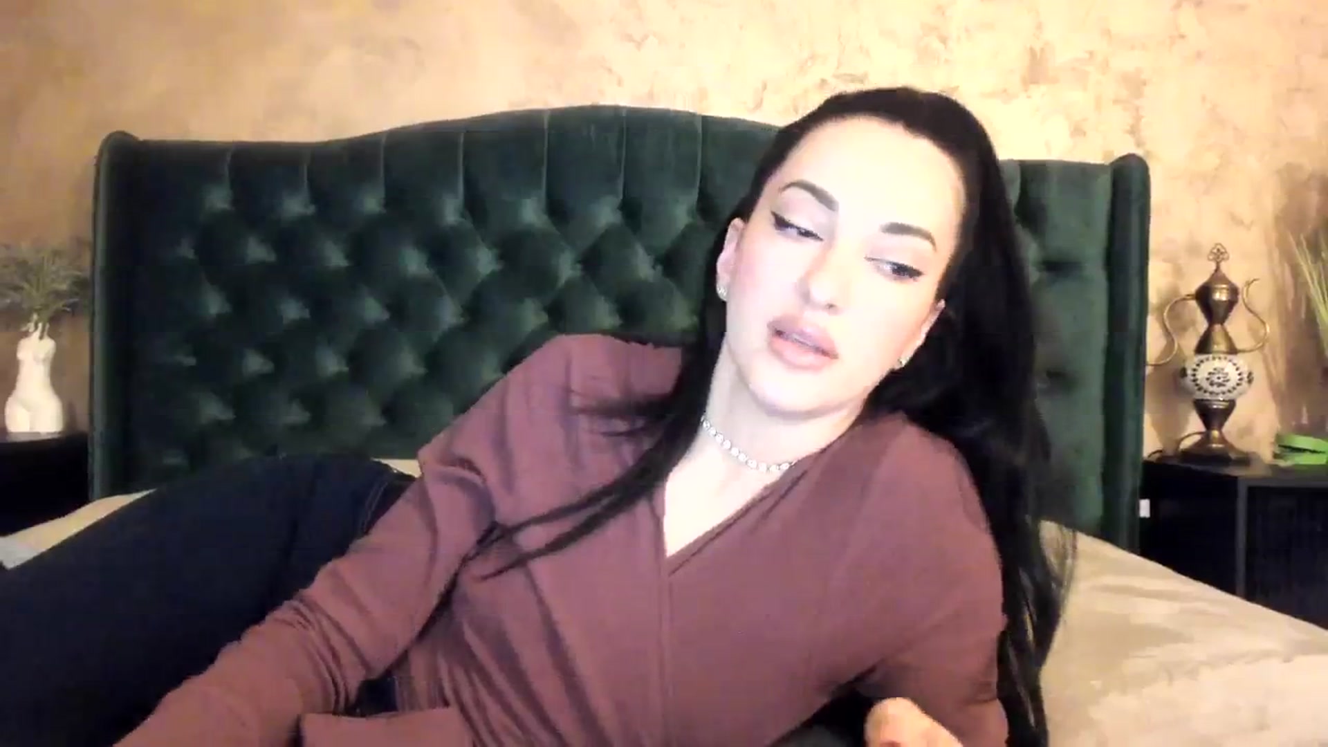 Gallery image thumbnail from Goddesss's myfreecams stream on, 03/13/2024, 10:20 image 6 of 20