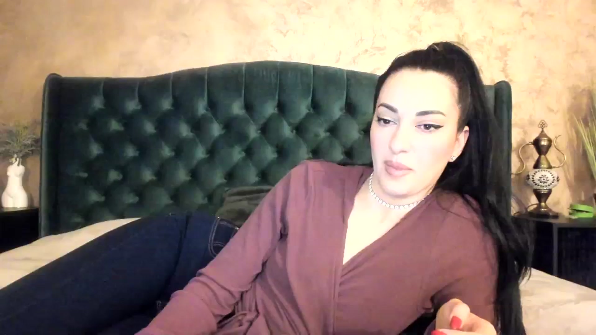Gallery image thumbnail from Goddesss's myfreecams stream on, 03/13/2024, 10:20 image 17 of 20