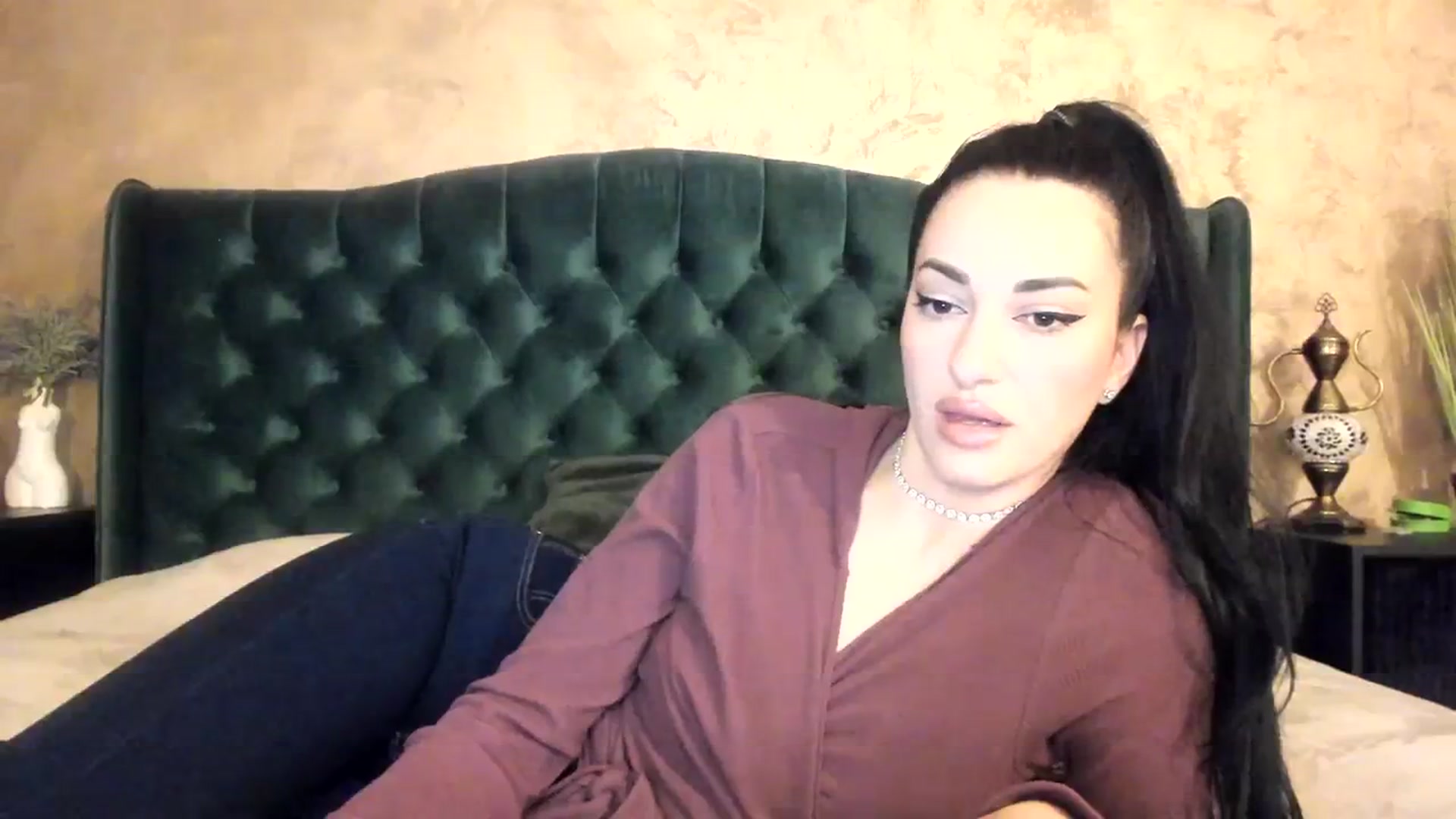 Gallery image thumbnail from Goddesss's myfreecams stream on, 03/13/2024, 10:20 image 18 of 20