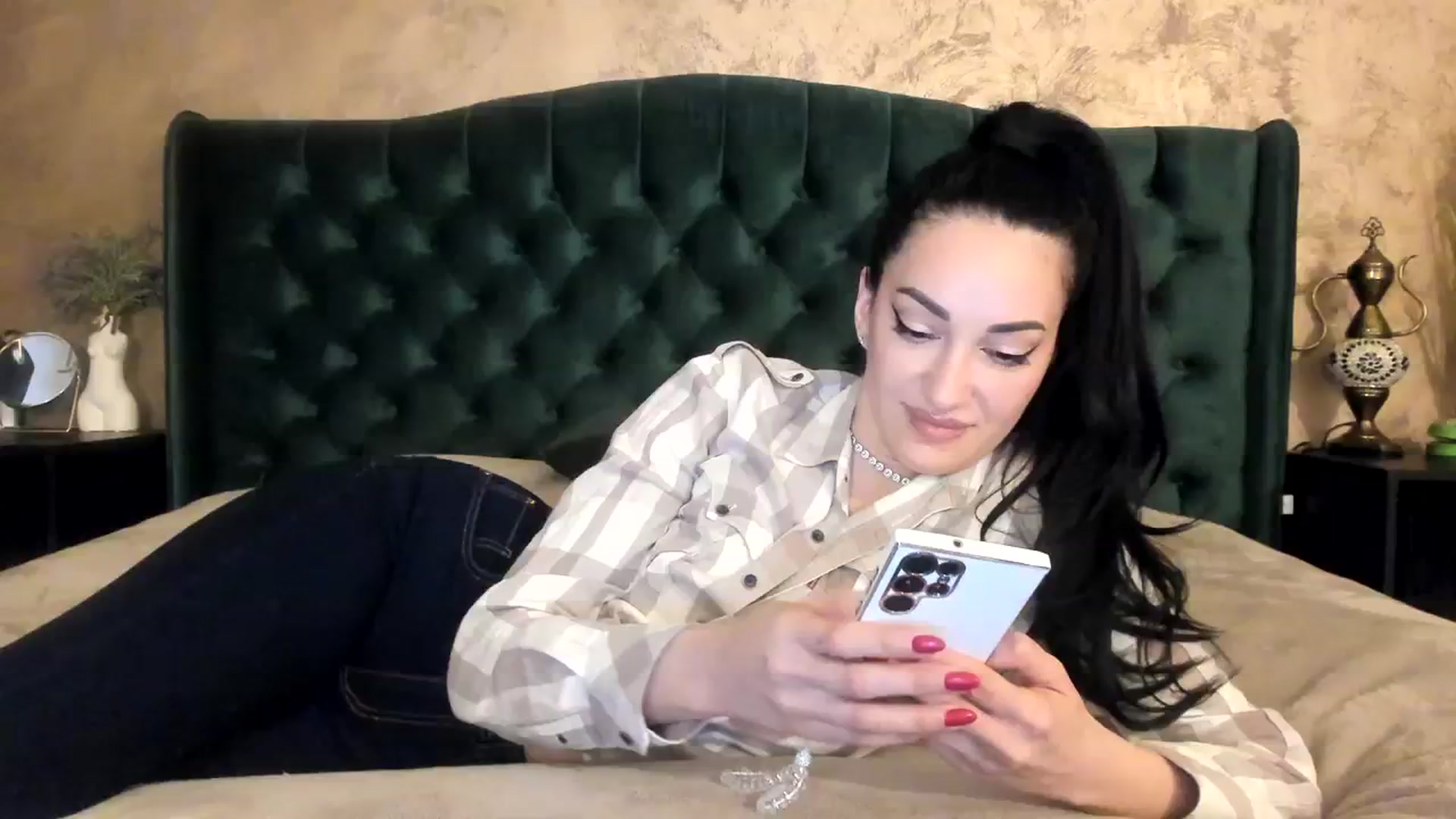 Gallery image thumbnail from Goddesss's myfreecams stream on, 03/14/2024, 11:04 image 12 of 20