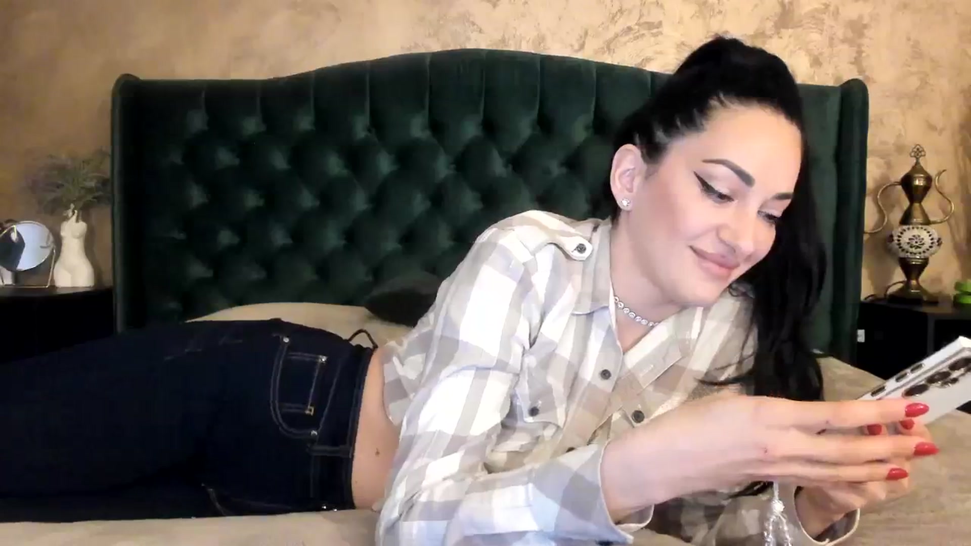 Gallery image thumbnail from Goddesss's myfreecams stream on, 03/14/2024, 11:04 image 14 of 20