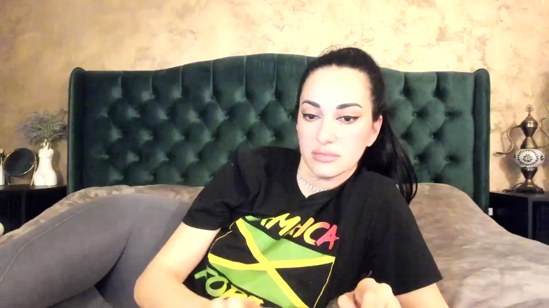 Gallery image thumbnail from Goddesss's myfreecams stream on, 03/18/2024, 15:11 image 19 of 20