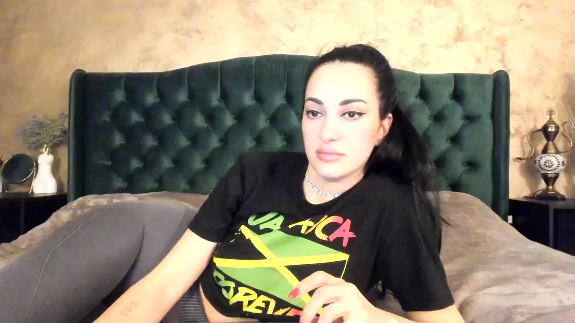 Gallery image thumbnail from Goddesss's myfreecams stream on, 03/18/2024, 15:11 image 6 of 20