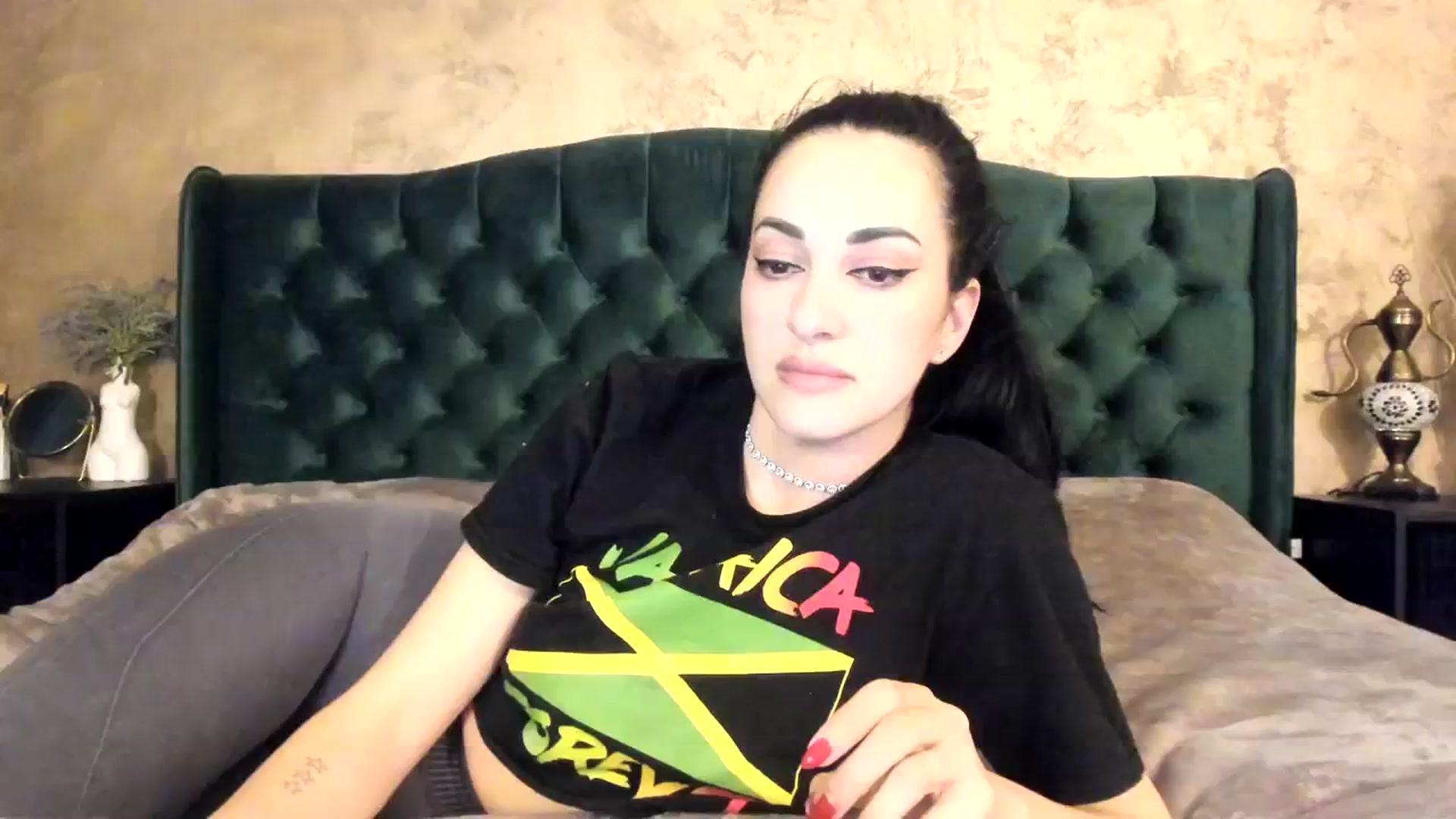 Gallery image thumbnail from Goddesss's myfreecams stream on, 03/18/2024, 15:11 image 1 of 20