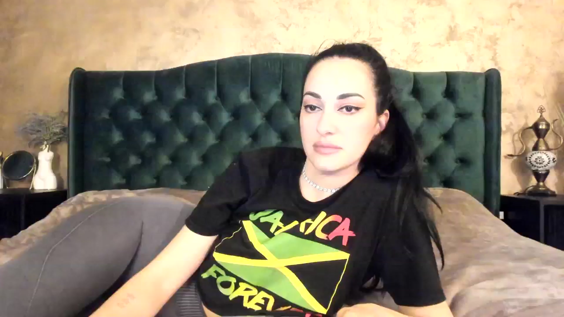 Gallery image thumbnail from Goddesss's myfreecams stream on, 03/18/2024, 15:11 image 7 of 20