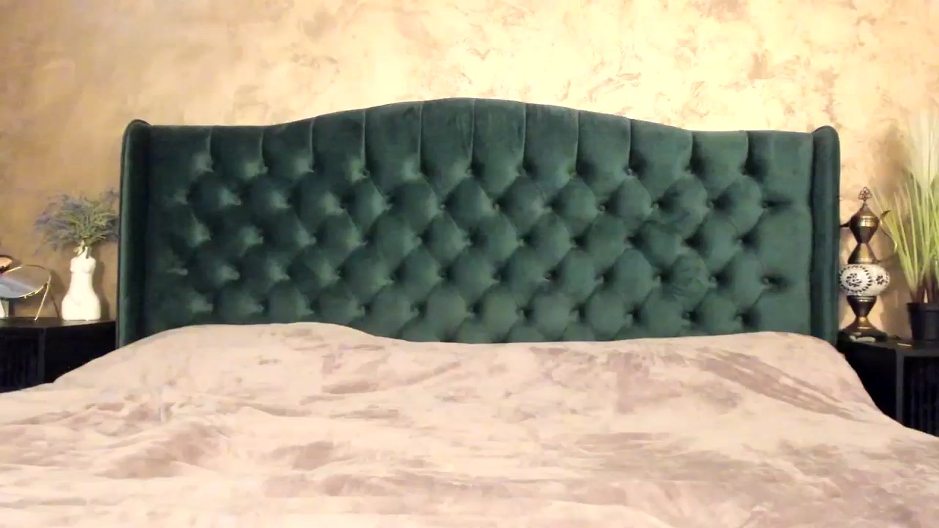 Gallery image thumbnail from Goddesss's myfreecams stream on, 03/26/2024, 10:16 image 3 of 20