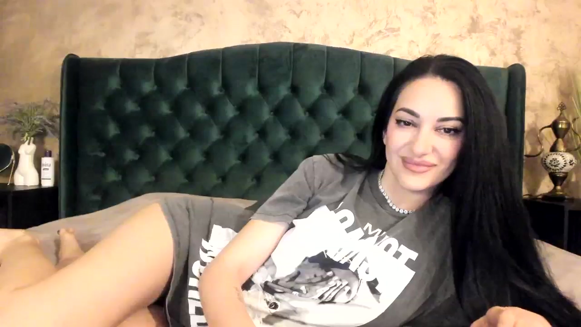 Gallery image thumbnail from Goddesss's myfreecams stream on, 04/01/2024, 09:38 image 10 of 20