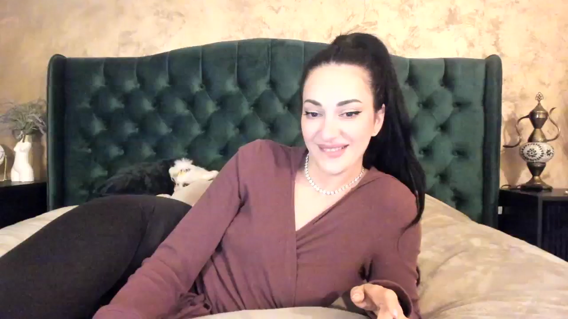 Gallery image thumbnail from Goddesss's myfreecams stream on, 04/05/2024, 10:09 image 2 of 20