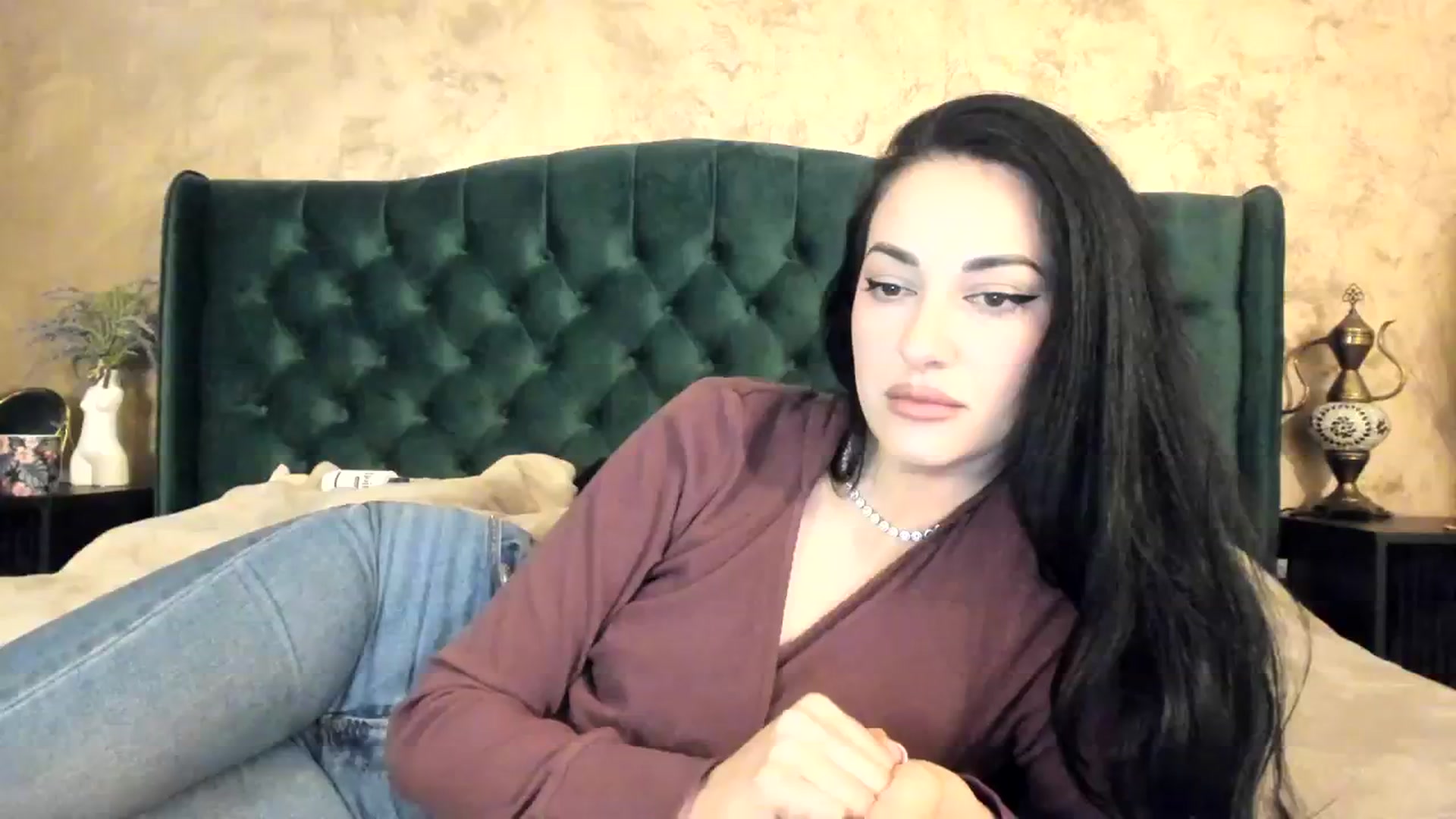 Gallery image thumbnail from Goddesss's myfreecams stream on, 04/11/2024, 10:04 image 5 of 20