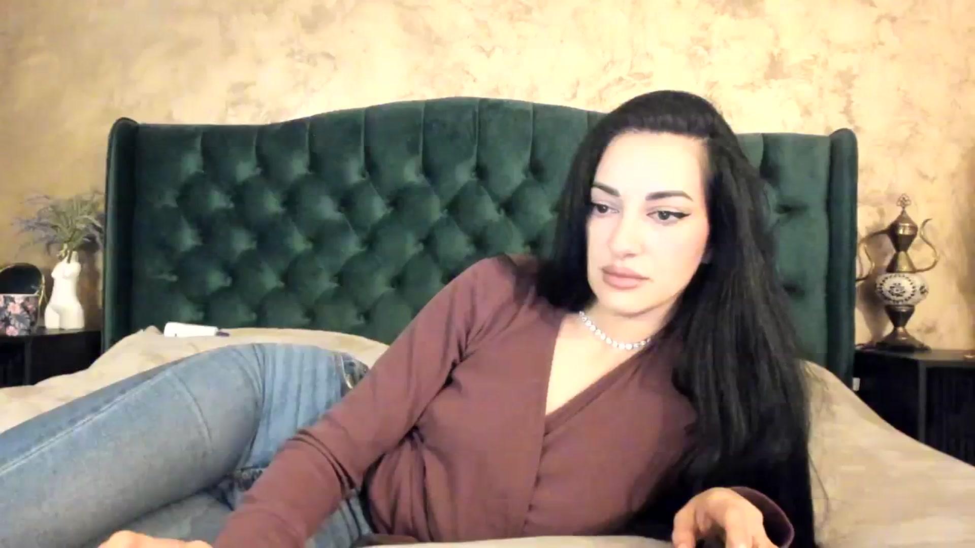 Gallery image thumbnail from Goddesss's myfreecams stream on, 04/11/2024, 10:04 image 3 of 20