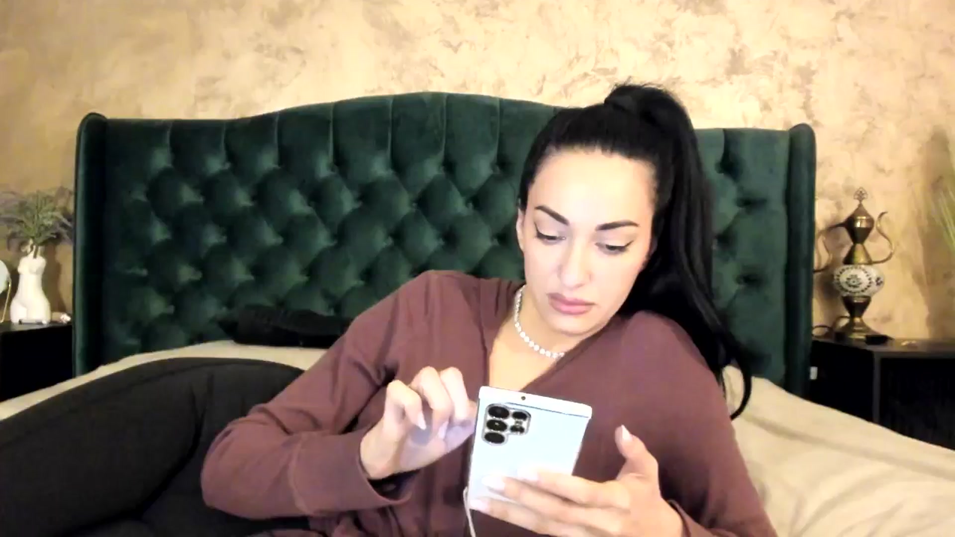 Gallery image thumbnail from Goddesss's myfreecams stream on, 04/22/2024, 10:28 image 11 of 20