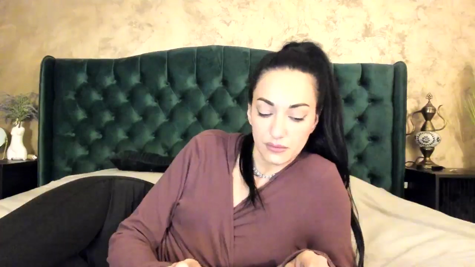 Gallery image thumbnail from Goddesss's myfreecams stream on, 04/22/2024, 10:28 image 17 of 20