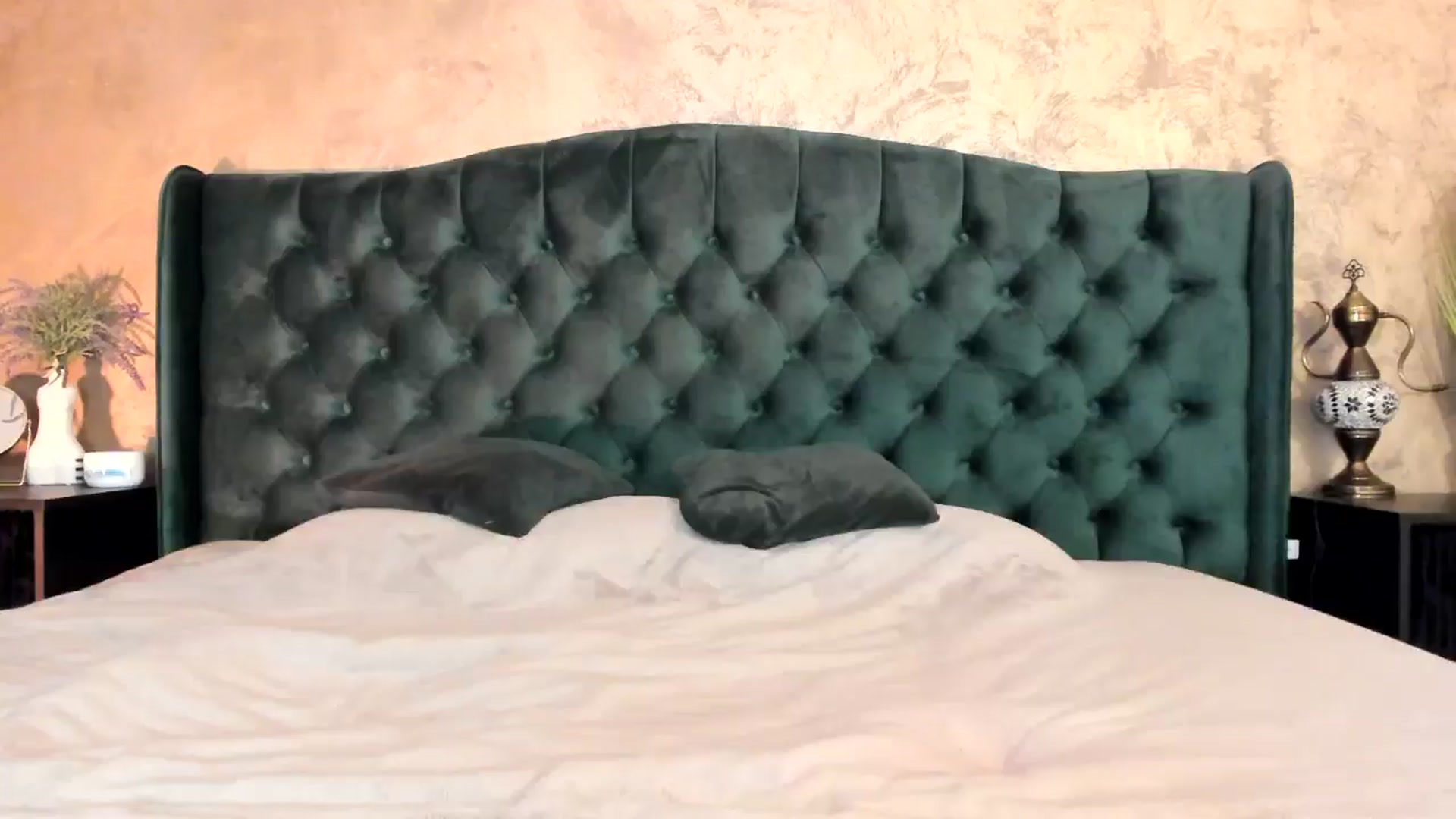 Gallery image thumbnail from Goddesss's myfreecams stream on, 05/21/2024, 08:55 image 15 of 20