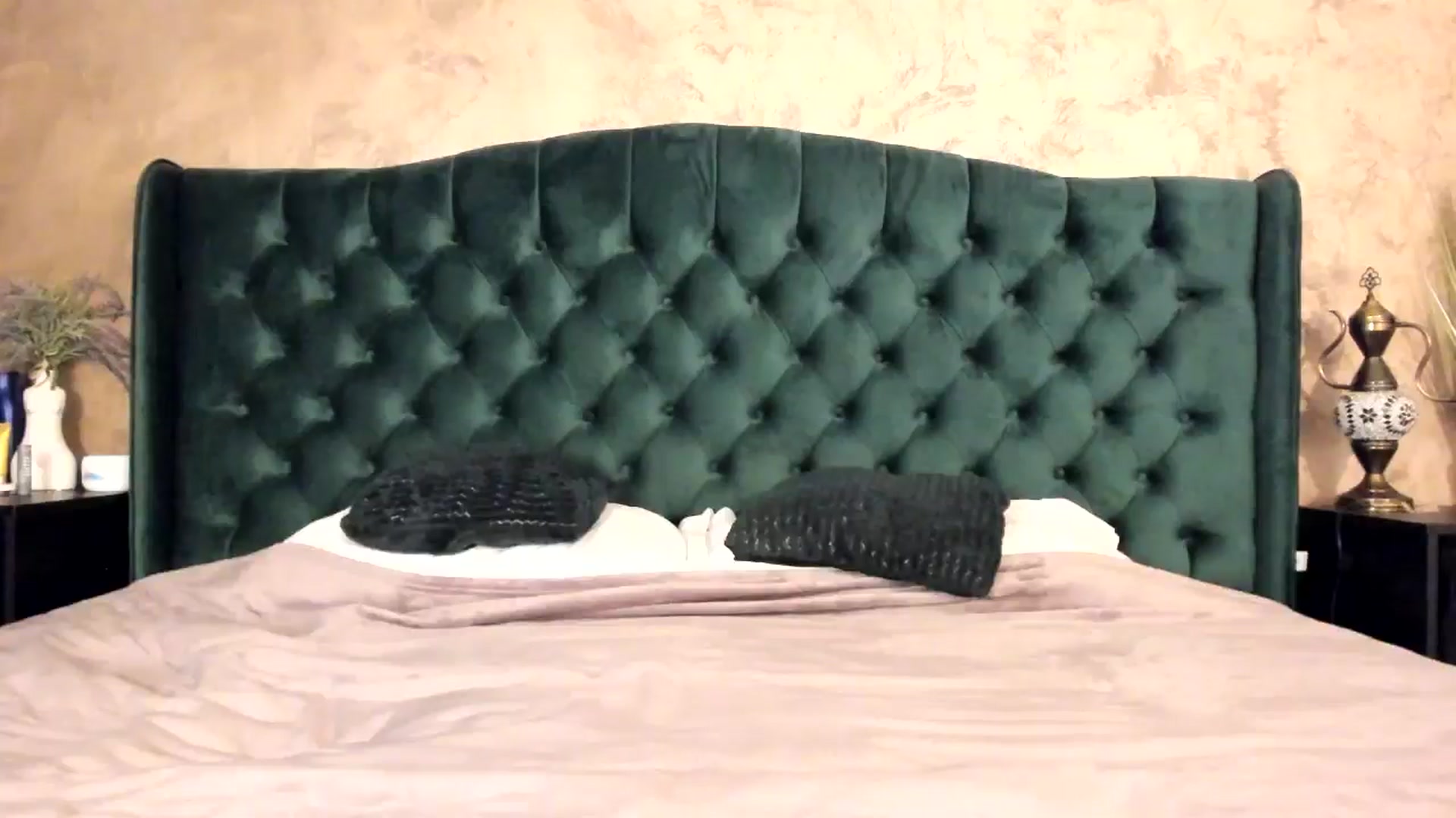 Gallery image thumbnail from Goddesss's myfreecams stream on, 06/12/2024, 08:11 image 15 of 20