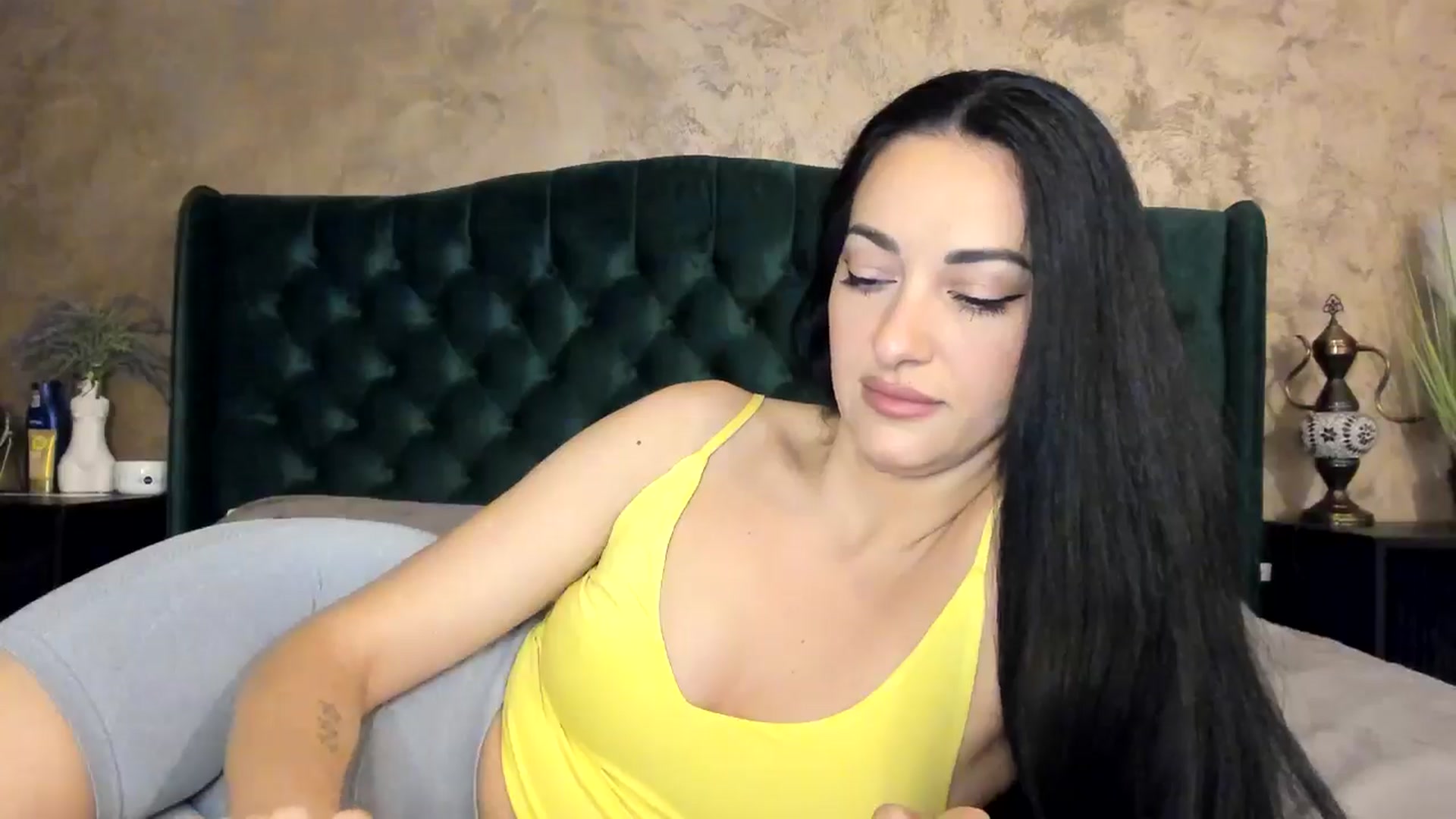 Gallery image thumbnail from Goddesss's myfreecams stream on, 06/20/2024, 06:33 image 2 of 20
