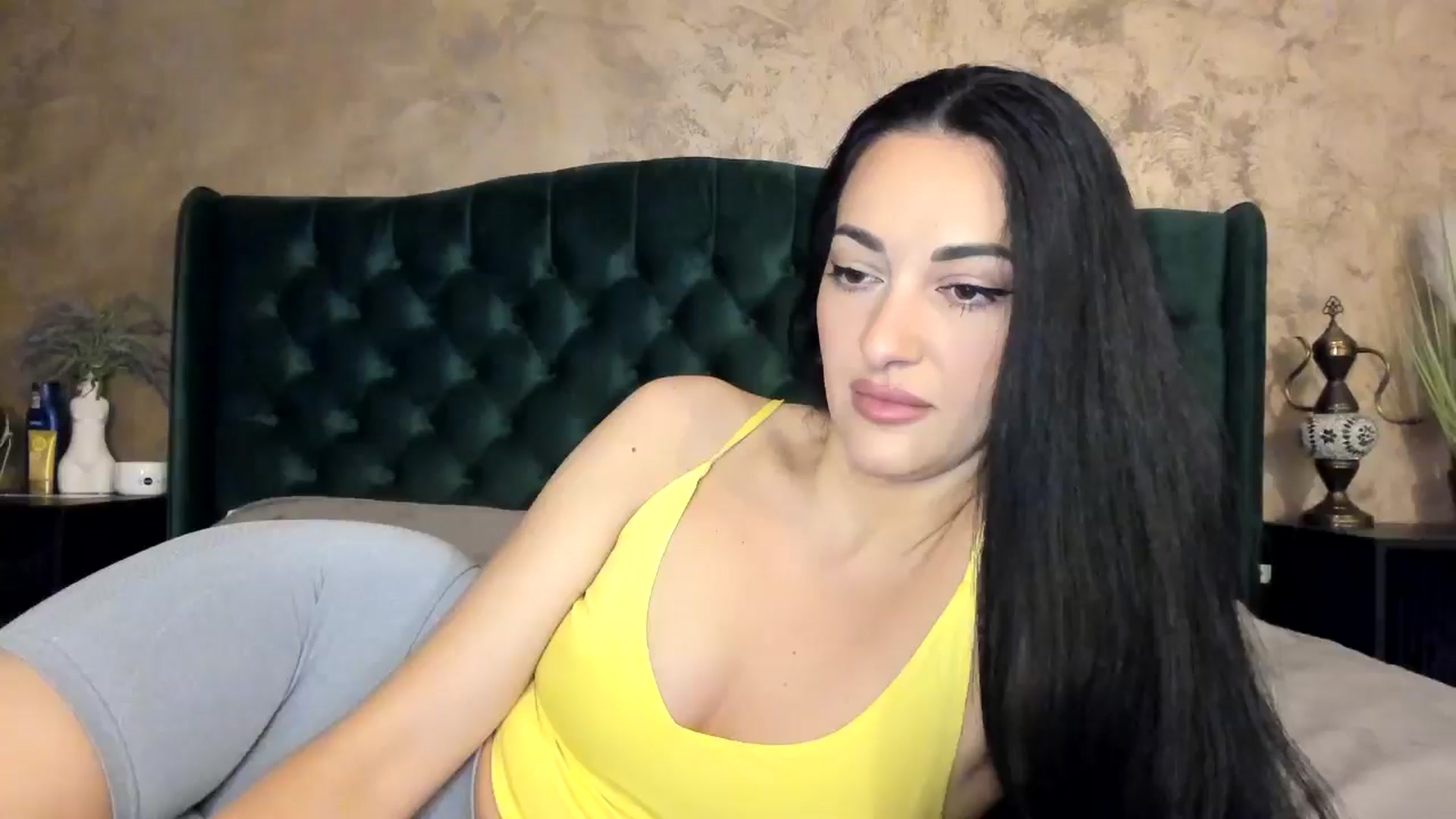 Gallery image thumbnail from Goddesss's myfreecams stream on, 06/20/2024, 06:33 image 4 of 20