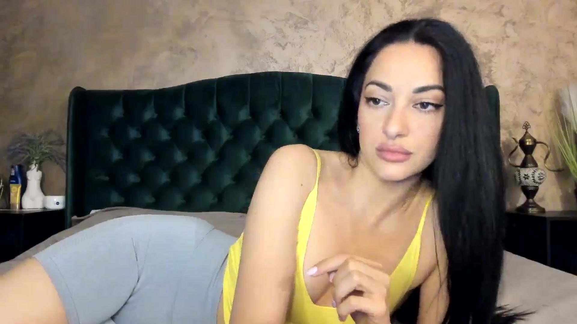 Gallery image thumbnail from Goddesss's myfreecams stream on, 06/20/2024, 07:44 image 2 of 20