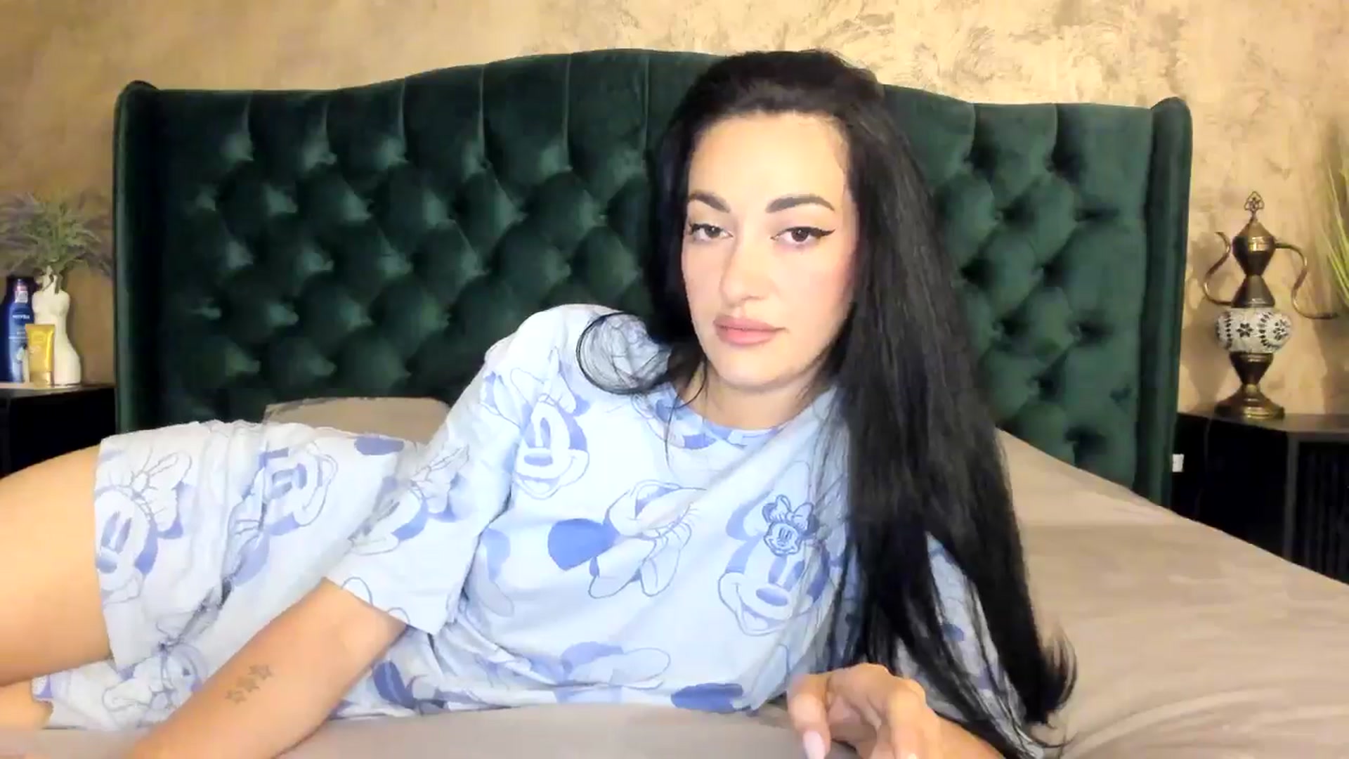 Gallery image thumbnail from Goddesss's myfreecams stream on, 06/22/2024, 07:10 image 14 of 20