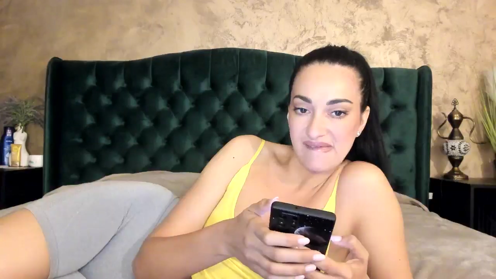 Gallery image thumbnail from Goddesss's myfreecams stream on, 06/27/2024, 08:51 image 9 of 20