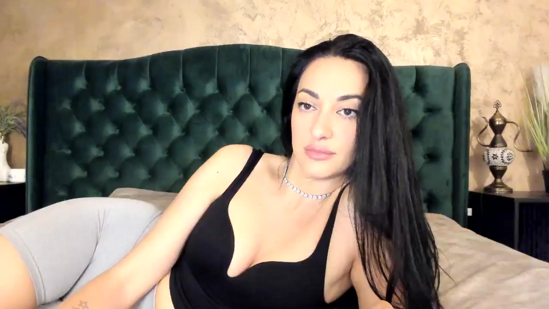 Gallery image thumbnail from Goddesss's myfreecams stream on, 07/04/2024, 09:35 image 19 of 20