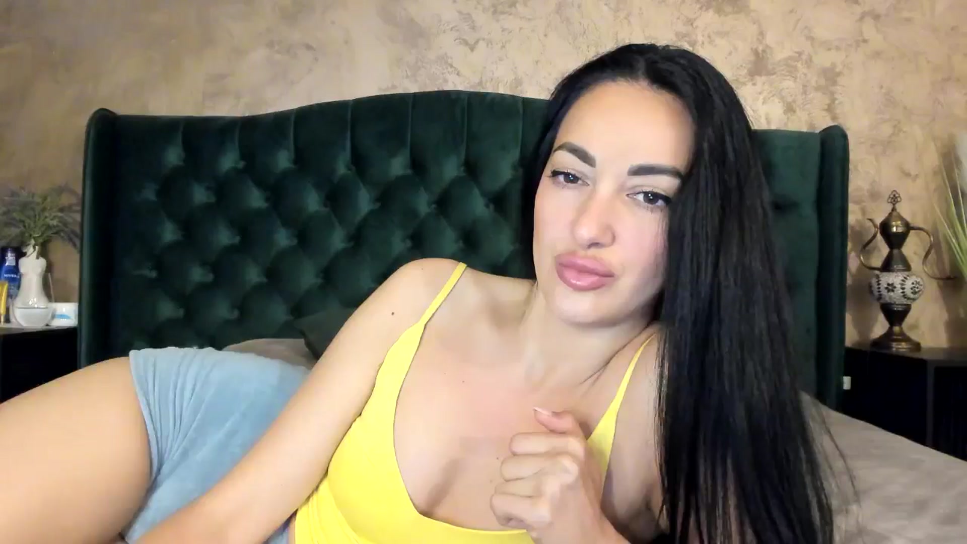 Gallery image thumbnail from Goddesss's myfreecams stream on, 07/05/2024, 08:31 image 4 of 20