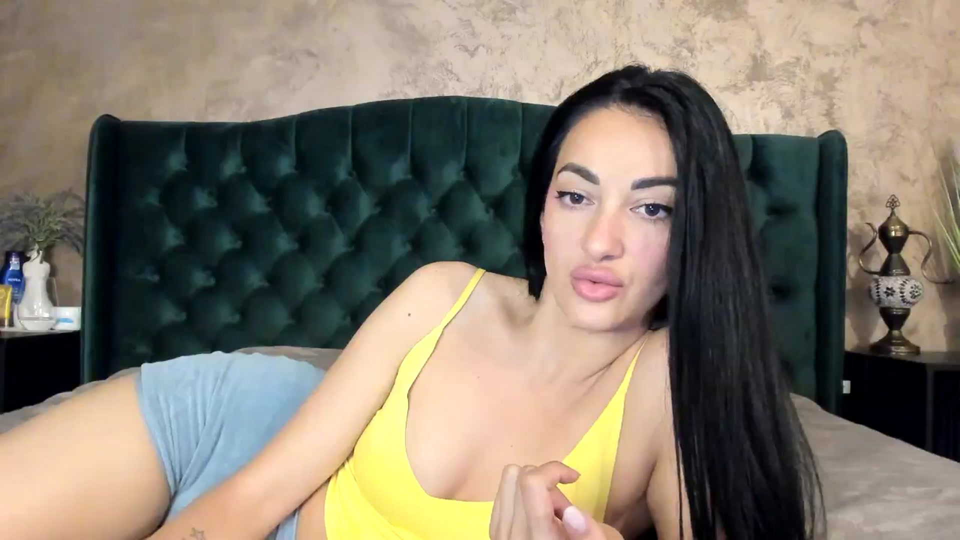Gallery image thumbnail from Goddesss's myfreecams stream on, 07/05/2024, 09:23 image 16 of 20