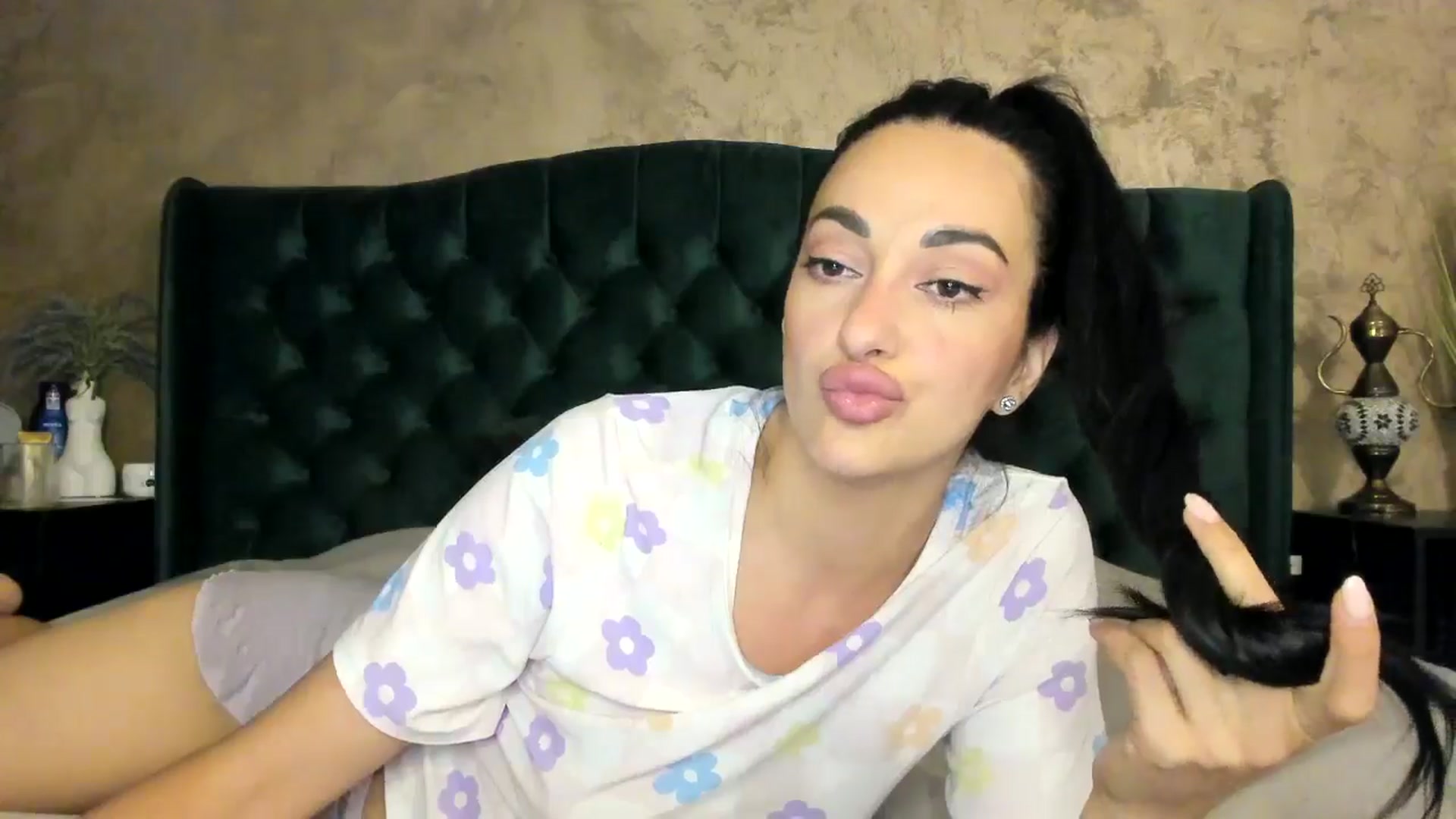 Gallery image thumbnail from Goddesss's myfreecams stream on, 07/08/2024, 09:12 image 13 of 20