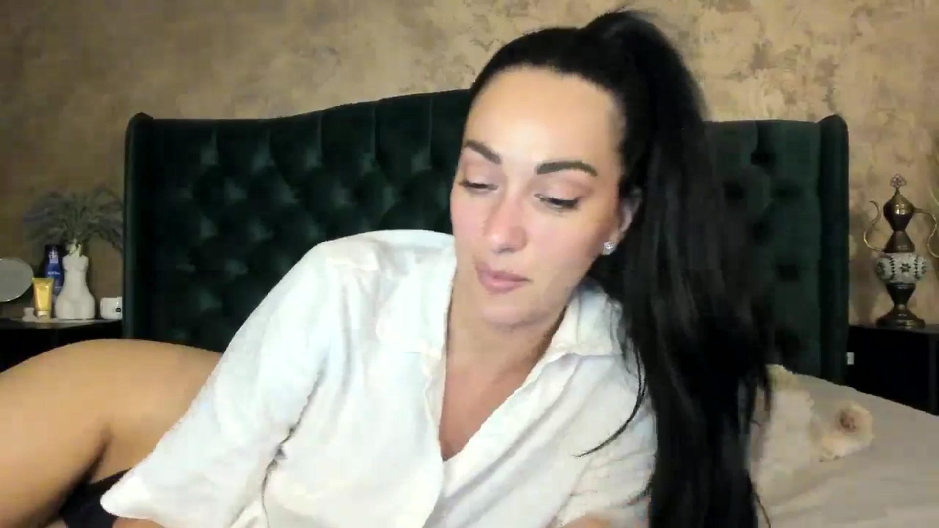 Gallery image thumbnail from Goddesss's myfreecams stream on, 07/08/2024, 17:17 image 8 of 20