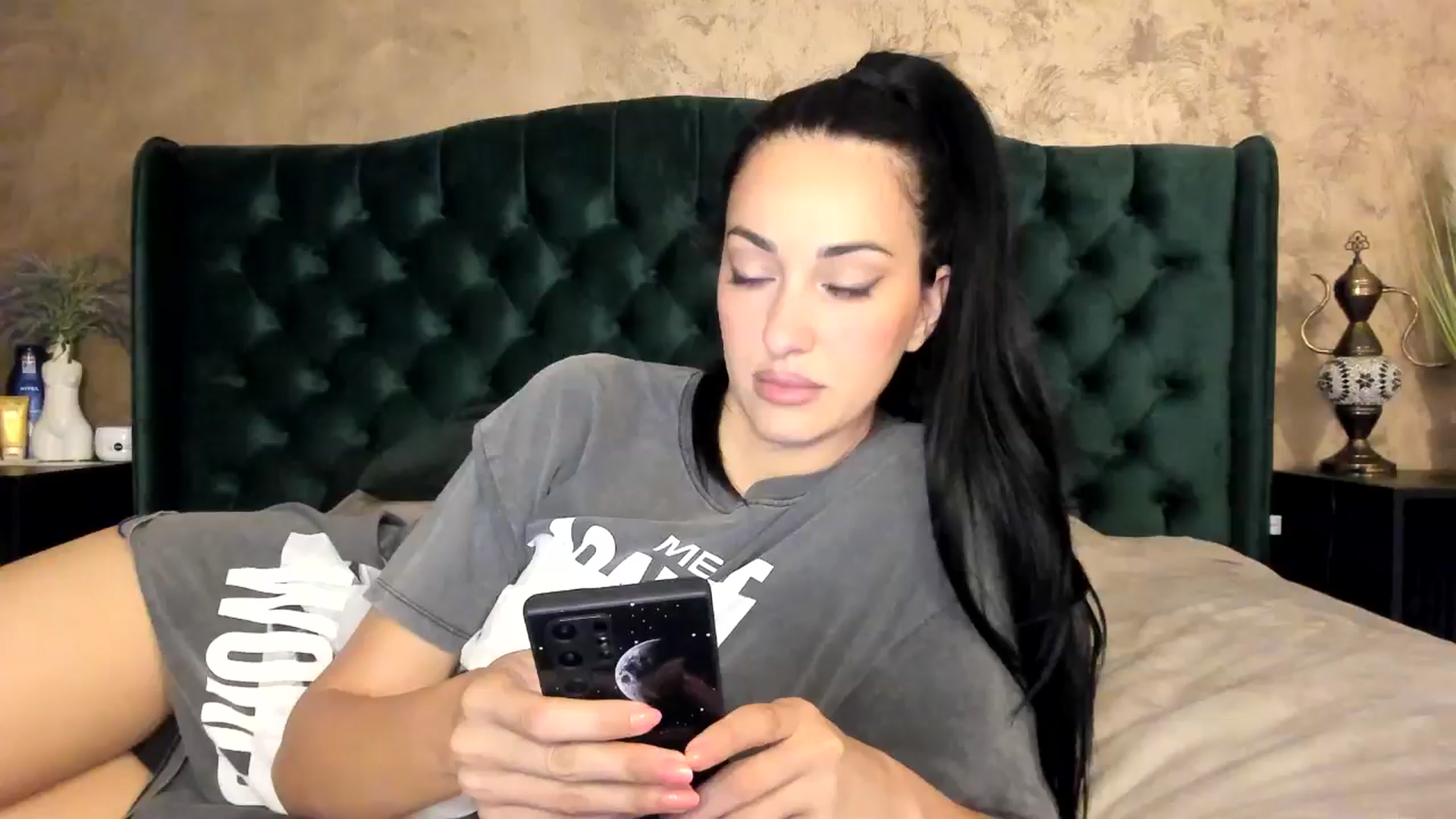 Gallery image thumbnail from Goddesss's myfreecams stream on, 07/09/2024, 09:23 image 1 of 20