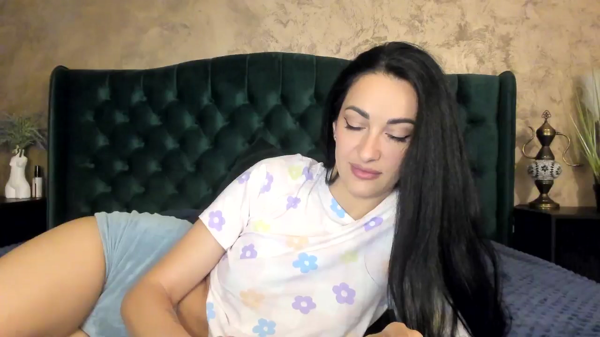 Gallery image thumbnail from Goddesss's myfreecams stream on, 07/20/2024, 07:41 image 11 of 20