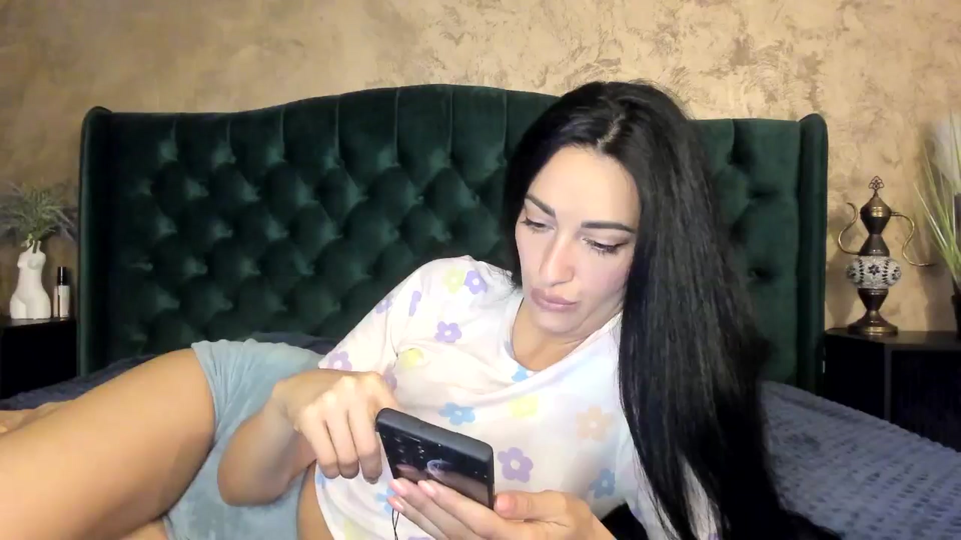 Gallery image thumbnail from Goddesss's myfreecams stream on, 07/20/2024, 08:41 image 9 of 20