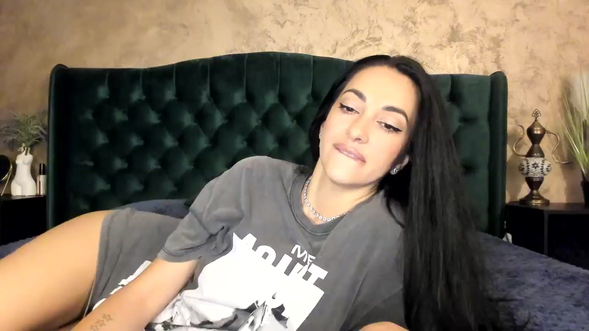 Gallery image thumbnail from Goddesss's myfreecams stream on, 07/24/2024, 08:01 image 3 of 20