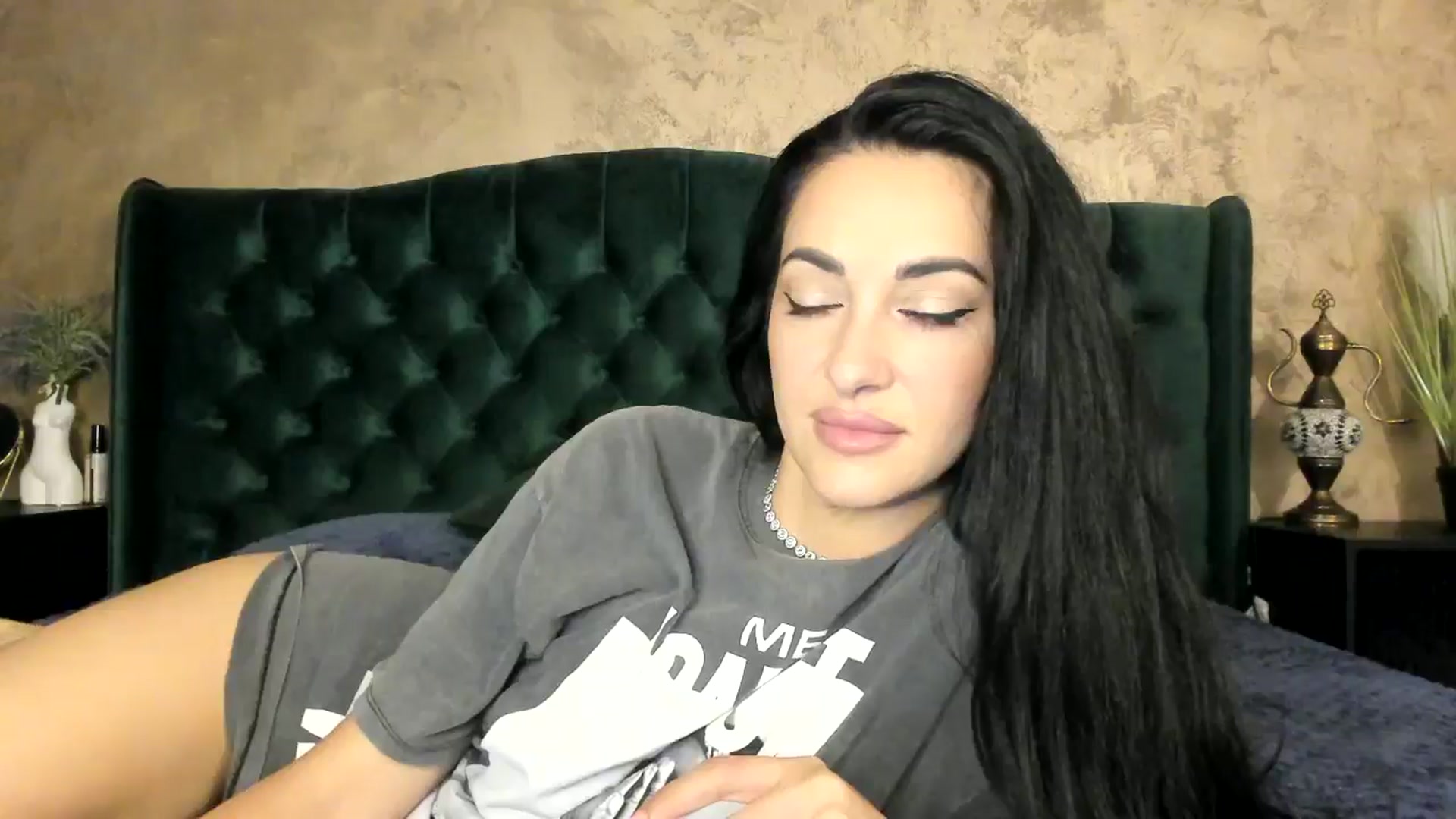 Gallery image thumbnail from Goddesss's myfreecams stream on, 07/24/2024, 08:29 image 10 of 20
