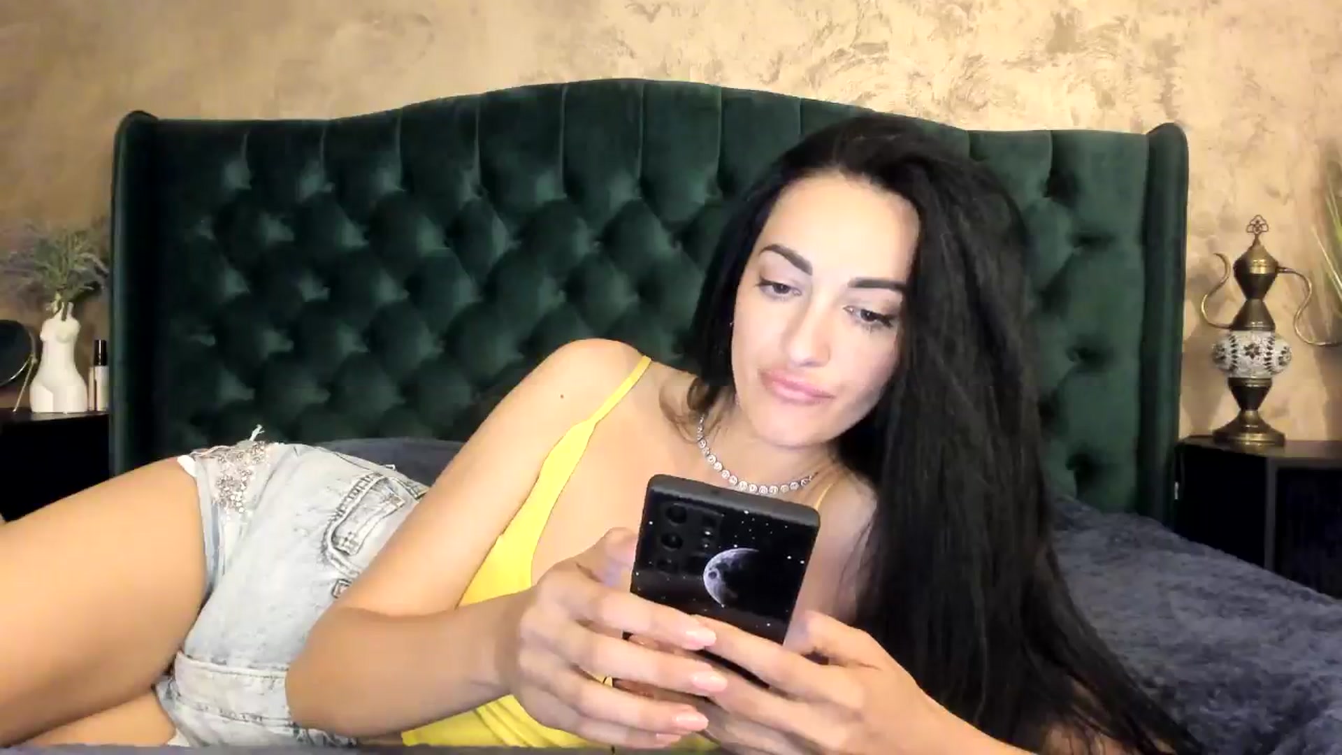 Gallery image thumbnail from Goddesss's myfreecams stream on, 07/27/2024, 12:12 image 17 of 20