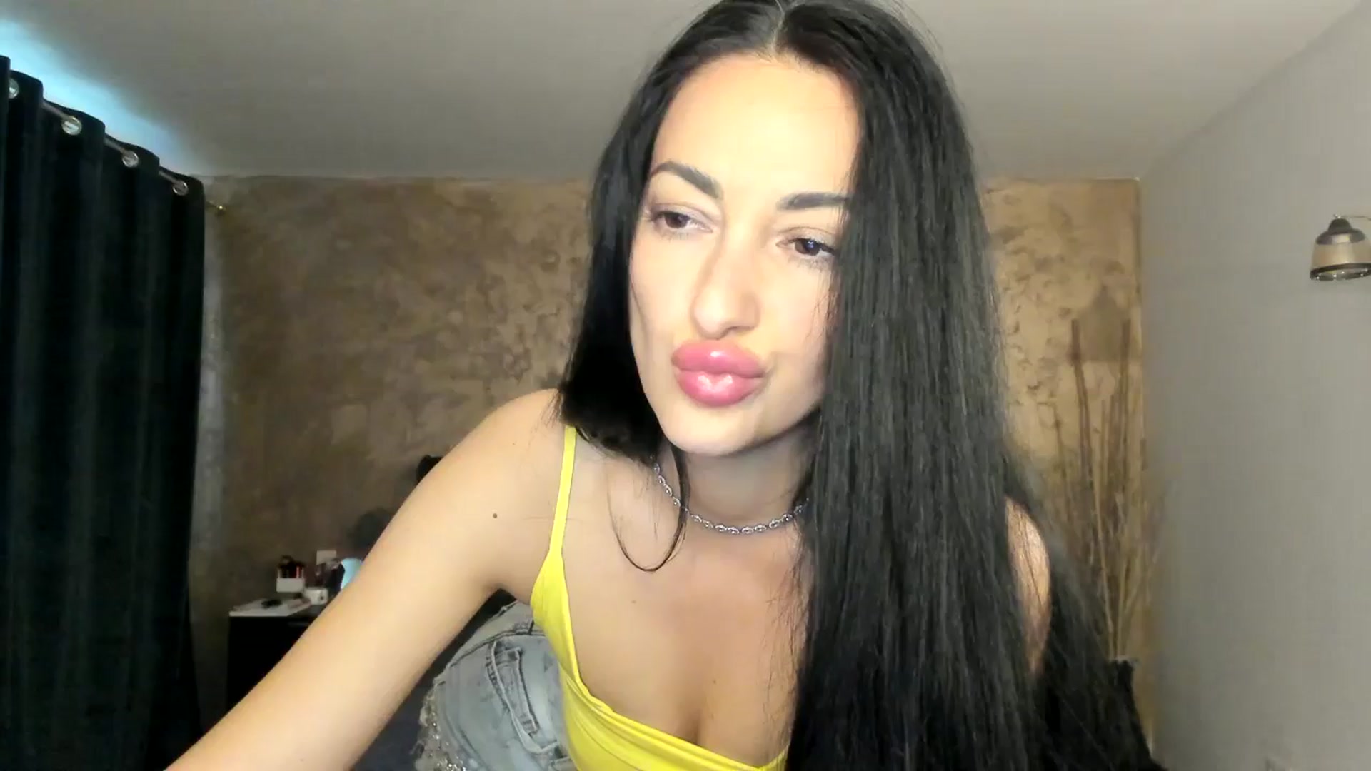 Gallery image thumbnail from Goddesss's myfreecams stream on, 07/31/2024, 09:53 image 15 of 20