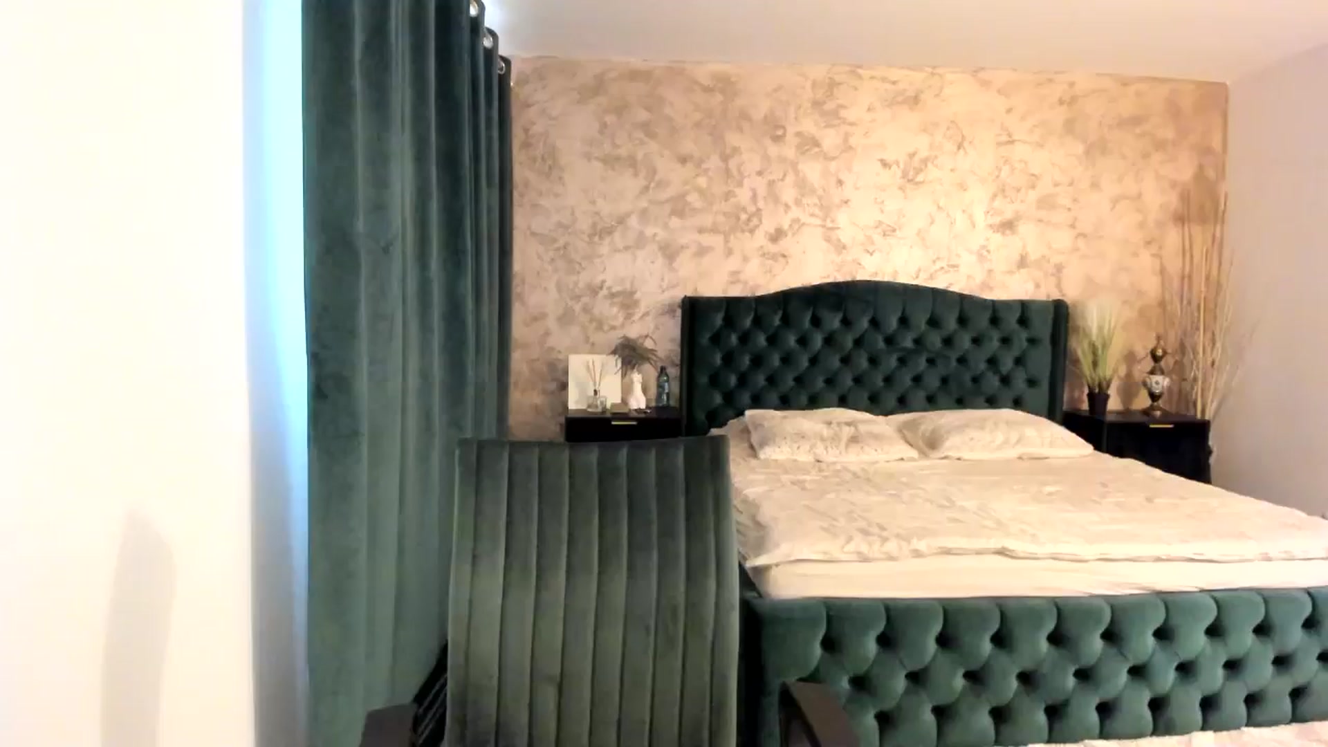 Gallery image thumbnail from Goddesss's myfreecams stream on, 09/02/2024, 11:11 image 1 of 20