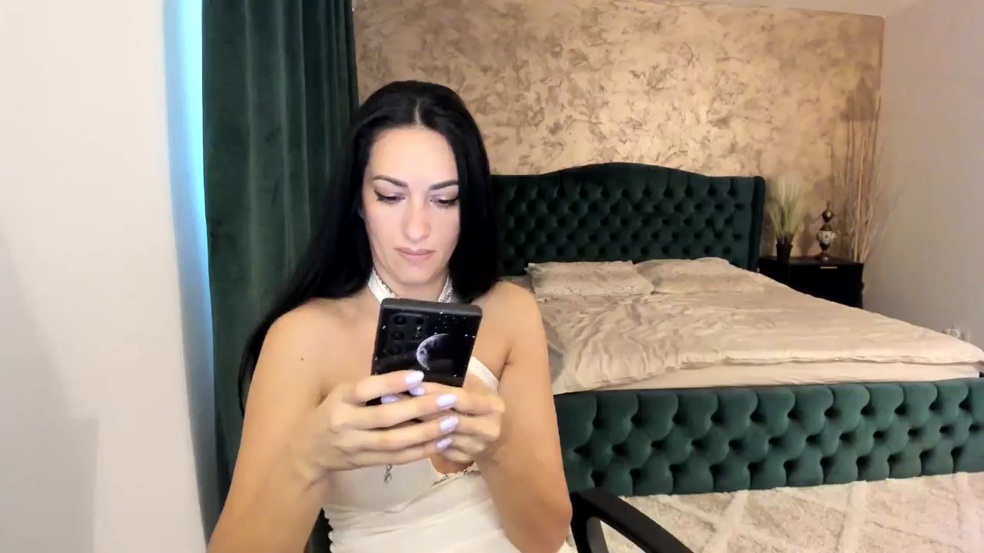 Gallery image thumbnail from Goddesss's myfreecams stream on, 09/03/2024, 09:32 image 12 of 20