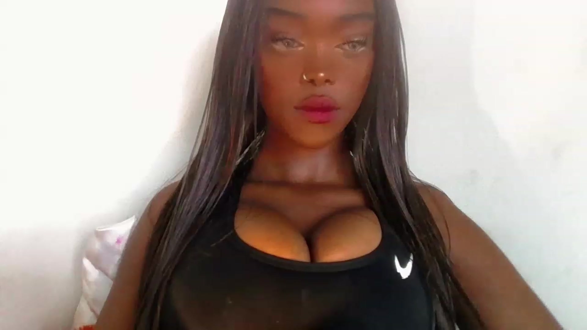 Gallery image thumbnail from Goddesssoraya's myfreecams stream on, 04/16/2023, 13:34 image 4 of 20