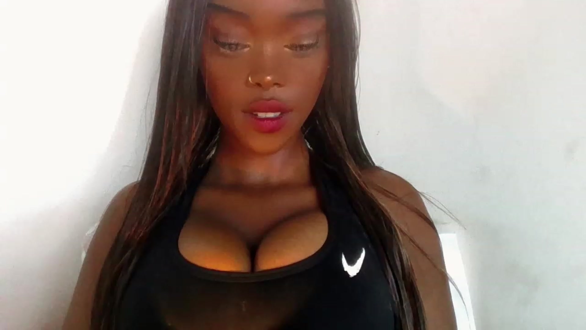 Gallery image thumbnail from Goddesssoraya's myfreecams stream on, 04/16/2023, 13:34 image 15 of 20