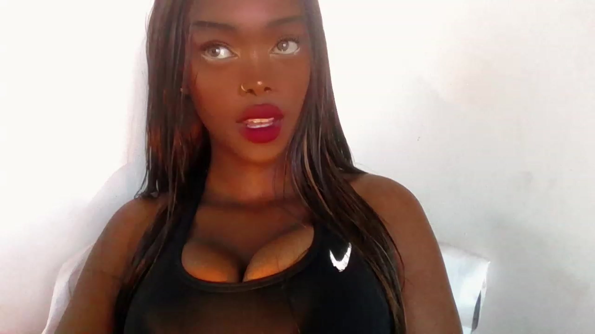 Gallery image thumbnail from Goddesssoraya's myfreecams stream on, 04/16/2023, 15:37 image 10 of 20