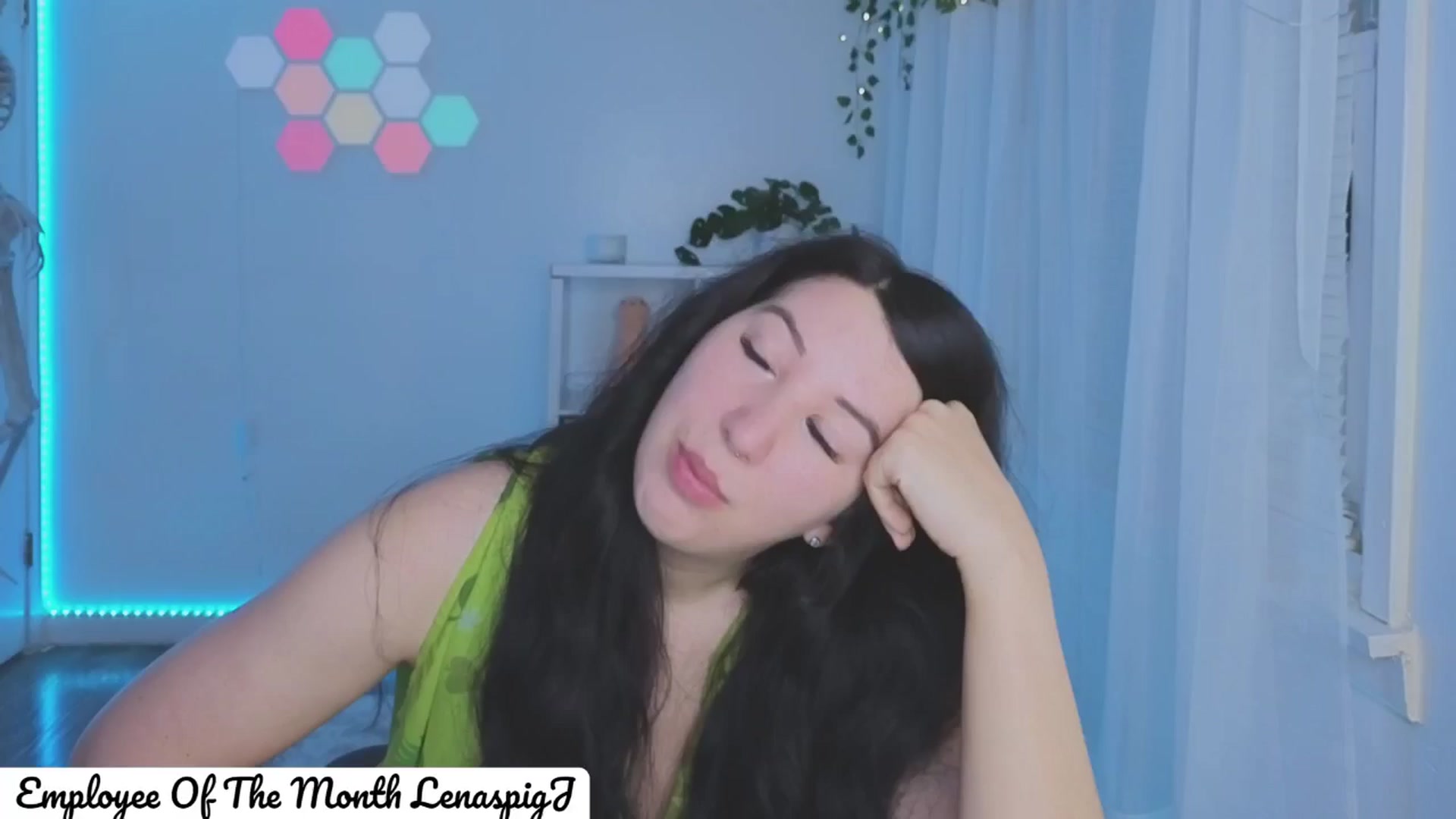 Gallery image thumbnail from GoddessxLena's myfreecams stream on, 06/05/2024, 09:15 image 3 of 20