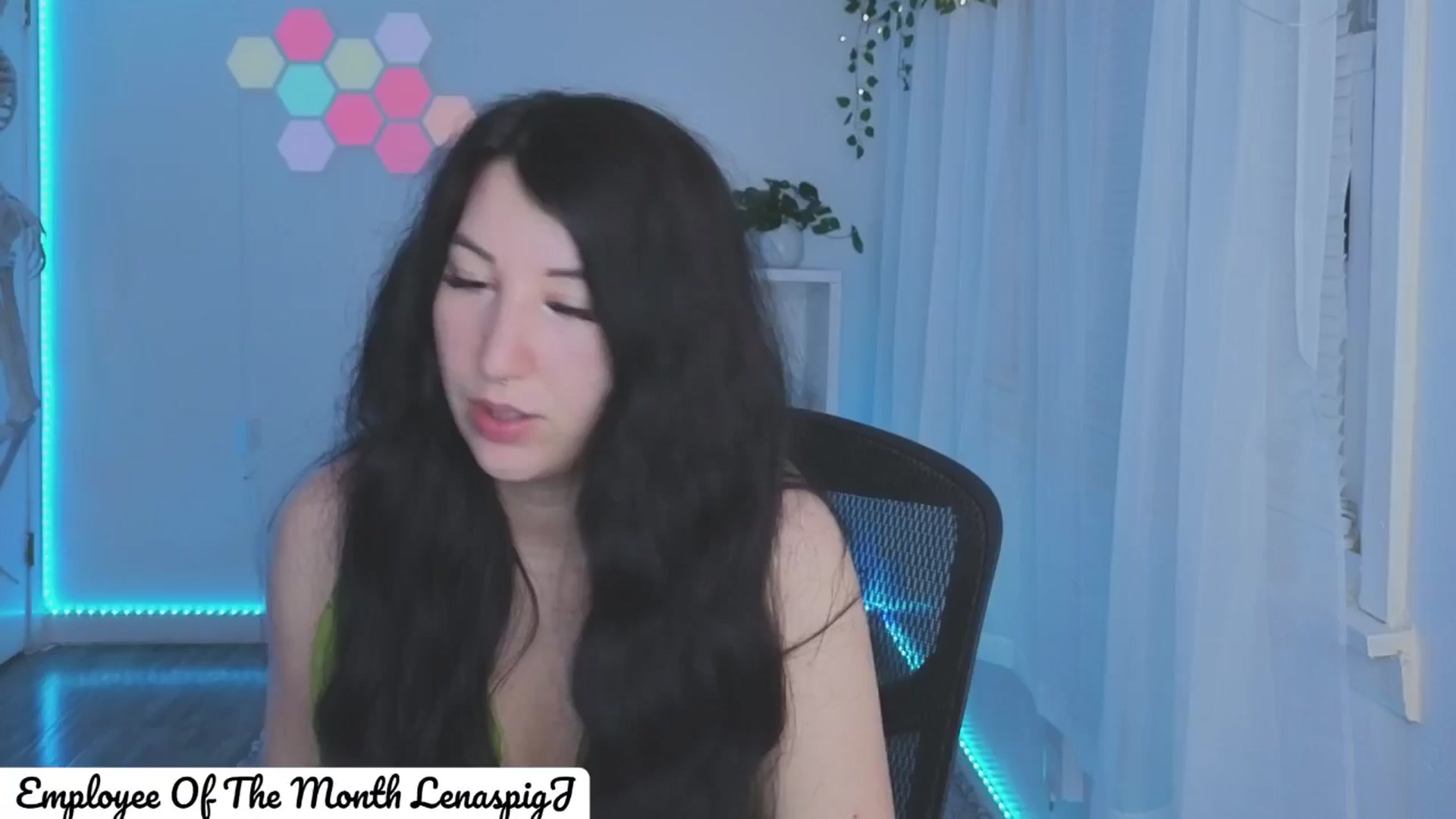Gallery image thumbnail from GoddessxLena's myfreecams stream on, 06/05/2024, 09:15 image 2 of 20