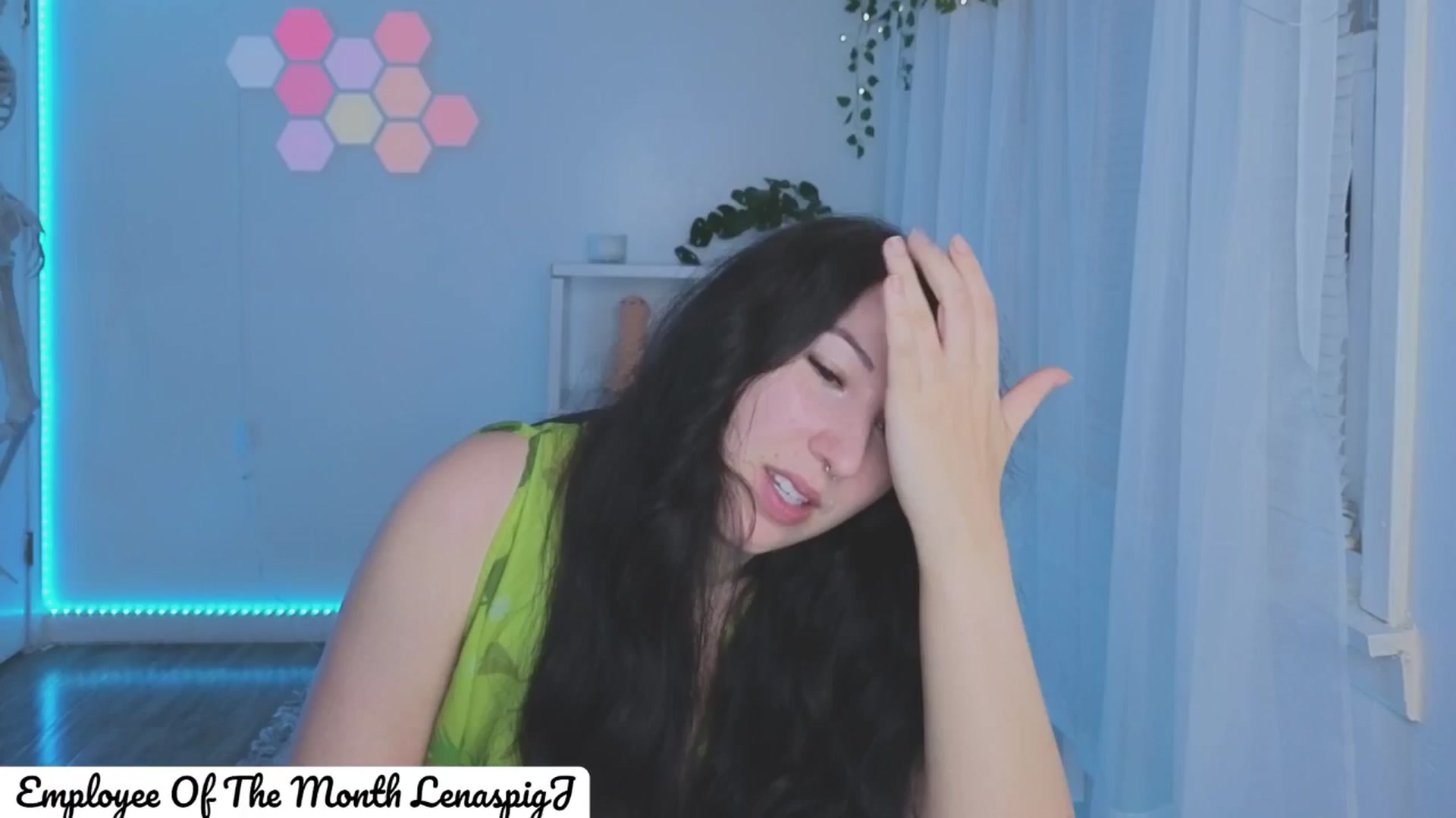 Gallery image thumbnail from GoddessxLena's myfreecams stream on, 06/05/2024, 09:15 image 12 of 20