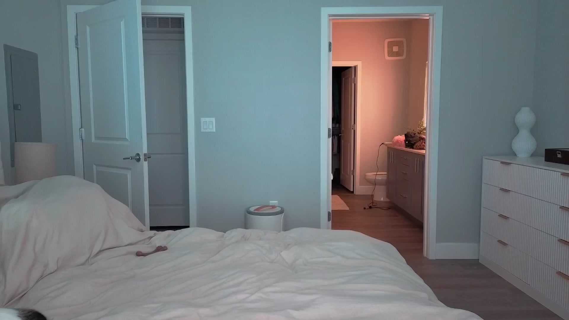 Gallery image thumbnail from GodessTatiRae's myfreecams stream on, 03/30/2026, 22:58 image 13 of 20